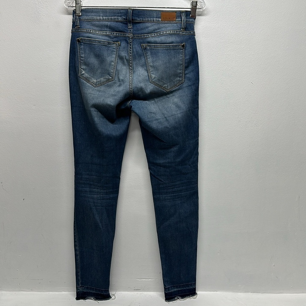 Judy Blue Janette Jeans Distressed Skinny Jean Raw Hem Stretch Blue Size 7 / 28 - Picture 4 of 8